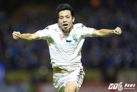 Nghẹt thở hạ Than Quảng Ninh, Hà Nội T&T dẫn đầu cuộc đua vô địch