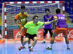 Tuyển Futsal Việt Nam đóng cửa tập kín, quyết giành vé knock-out Futsal World Cup