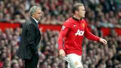 Mourinho đang dùng khổ nhục kế để hạ bệ Rooney?
