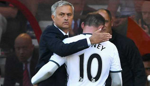 Mourinho dùng Rooney để thu phục nhân tâm Man Utd