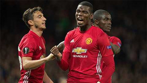 Mourinho bênh vực Pogba, cho học trò tự quyết người sút phạt đền