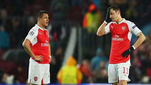 Arsenal: Khổ sở vì 'lời nguyền tháng 11'