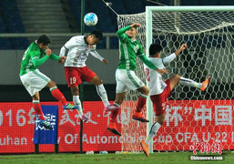 Thua đậm U22 Uzbekistan, U22 Việt Nam mất ngôi á quân