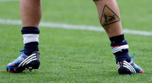 Quế Ngọc Hải nên xăm hình như De Rossi: Hãy xoạc bóng có tâm