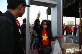 Việt Nam - Indonesia: Những cổ động viên đầu tiên vào sân