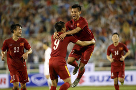 Nhìn V-League hạ màn, nhớ giấc mơ World Cup 'ngàn vàng' của học trò Ryan Giggs