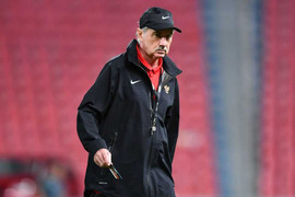 Alfred Riedl: 'Vua về nhì' xứng đáng một lần vô địch