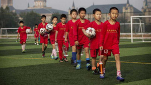 Trung Quốc lấy tiền đâu để thực hiện tham vọng bá chủ bóng đá thế giới?