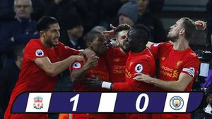 Thắng Man City, Liverpool tiếp tục bám đuổi Chelsea