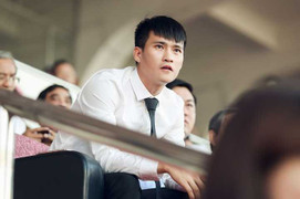 Công Vinh hấp dẫn hơn cả đám trẻ nhà bầu Đức: Đừng xem thường sửa nhà vệ sinh, làm phòng thay đồ