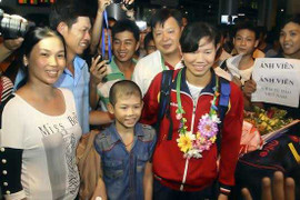 Ánh Viên năm thứ 6 ăn Tết ở Mỹ