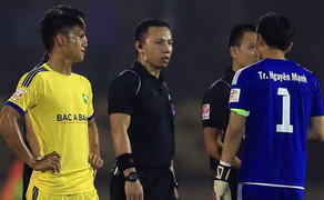Trọng tài Trung Kiên nhận sai, xin lỗi người hâm mộ và đội SLNA