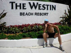 Nghi án HLV Mỹ ép nữ võ sĩ uống say rồi giở trò đồi bại