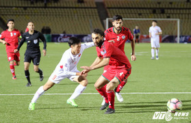 Video: Công Phượng đá phạt, Văn Toàn ghi bàn