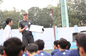 Manchester City chọn 3 tài năng bóng đá Việt dự khóa đào tạo tại Anh