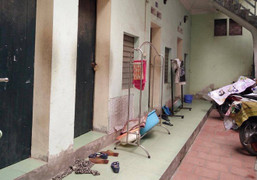 Không cho người yêu của bạn ngủ qua đêm, sinh viên bị đe dọa