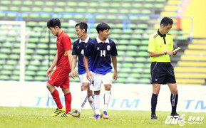 HLV Hữu Thắng phân tích 2 chiếc thẻ vàng oan của U22 Việt Nam