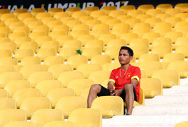 Bóng đá Việt ơi, chúng tôi chưa bao giờ đau đến thế này