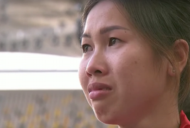 Bi hài SEA Games: VĐV Việt Nam rơi nước mắt chia sẻ HCV cho đối thủ