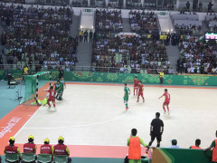 AIMAG 5: Thắng chủ nhà, tuyển Futsal Việt Nam vào tứ kết