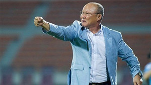 Tuyển Việt Nam có HLV trưởng mới: Ai sẽ phò tá Park Hang Seo?