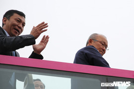 HLV Park Hang Seo rơi nước mắt, cầu thủ U23 Việt Nam sung sướng tột cùng