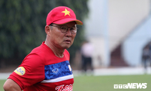 HLV Park Hang Seo than trời: Cầu thủ U23 Việt Nam 'chạy sô' nhiều quá