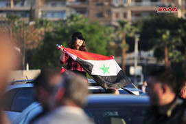 Phóng viên Ngọc Thạch từ Syria: Dân Syria đổ ra phố ăn mừng bắn hạ tên lửa Mỹ
