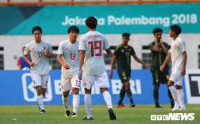 Nhật Bản 10 phút ghi 3 bàn, thách thức Olympic Việt Nam