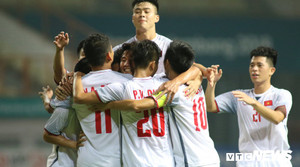 Olympic Việt Nam thắng dễ Nepal, giành vé qua vòng bảng ASIAD