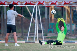 Ngôi sao World Cup chấn thương, Hàn Quốc gặp khó trước Uzbekistan