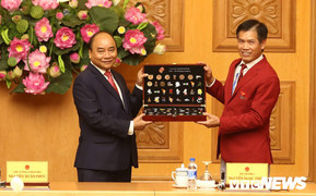 'Chiến thắng lớn là chiến thắng trong lòng người hâm mộ Việt Nam'