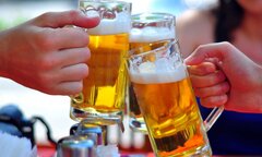 Đại biểu Quốc hội: 'Vẫn cho phép trẻ dưới 18 tuổi uống rượu là không được'