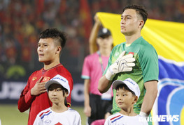 Vì sao Đặng Văn Lâm không nằm trong đội hình tiêu biểu vòng bảng AFF Cup?