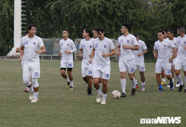 Đội trưởng Philippines ngạo mạn: Hàng thủ Việt Nam không có lỗi, lỗi tại Philippines quá hay