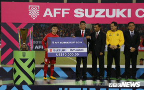 Tiền vệ Quang Hải xuất sắc nhất AFF Suzuki Cup 2018