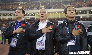 Trợ lý Lee Young-jin: Cánh tay phải đắc lực của HLV Park Hang Seo