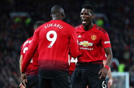 HLV Solskjaer san bằng thành tích tồn tại 72 năm ở MU