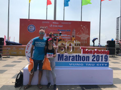 VĐV nước ngoài háo hức chinh phục đường chạy Tiền Phong Marathon 2019