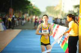 Bùi Thế Anh lần thứ 5 vô địch Tiền Phong Marathon