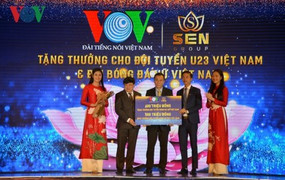 VOV và SENGROUP trao tặng 600 triệu đồng cho tuyển bóng đá nữ Việt Nam