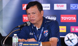 HLV Thái Lan cay cú, không công nhận tuyển Việt Nam là số 1 Đông Nam Á