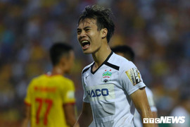 HAGL chia điểm với Nam Định trong cuộc rượt đuổi tỷ số ngoạn mục ở Thiên Trường