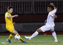Thua đậm U18 Australia, U18 Việt Nam vẫn sáng cửa qua vòng bảng