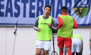 Không tung Văn Hậu vào sân, HLV Heerenveen nói gì?