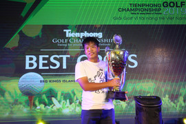 Tài năng trẻ Quốc Anh vô địch Tiền Phong Golf Championship 2019