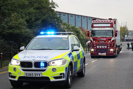 Đại biểu Quốc hội đau lòng trước thông tin 39 thi thể trên container có người Việt