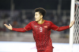 Bóng đá Việt Nam quá hay, phóng viên Trung Quốc xin HLV Park Hang Seo lời khuyên