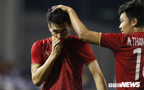 Tiến Linh mong chấn thương không nặng, khao khát HCV SEA Games