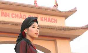 Cảm tác Hội Lim: Say má đỏ, rượu cay...